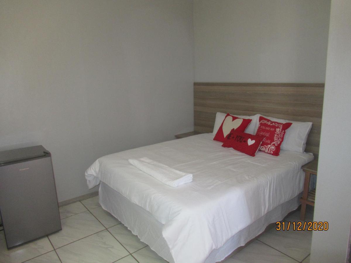 Pab-Love Guest House Kuruman Esterno foto
